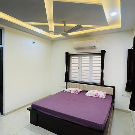 Luxurious 3 Bhk Villa In Bhuj - Shivani Homestay מראה חיצוני תמונה