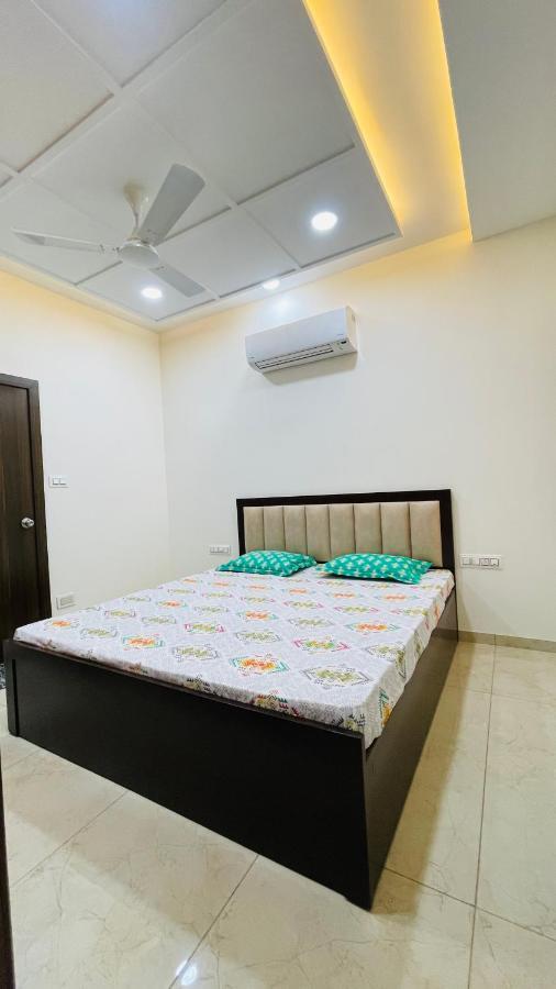 Luxurious 3 Bhk Villa In Bhuj - Shivani Homestay מראה חיצוני תמונה