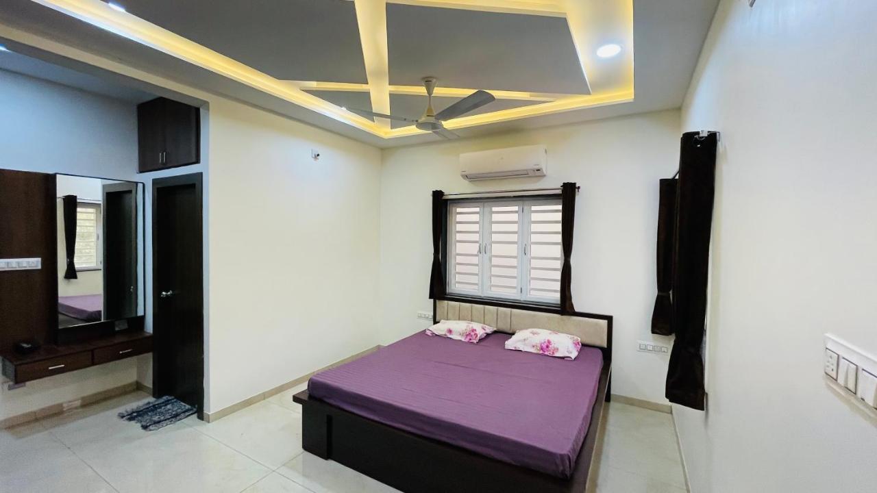Luxurious 3 Bhk Villa In Bhuj - Shivani Homestay מראה חיצוני תמונה